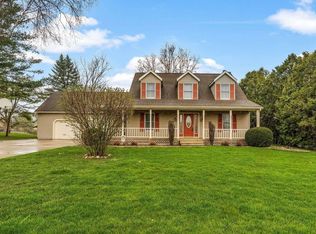 59585 Saturn Dr, South Bend, IN