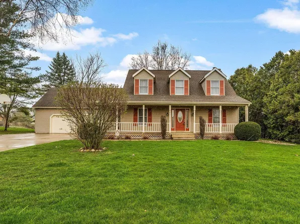 59585 Saturn Dr, South Bend, IN 46614