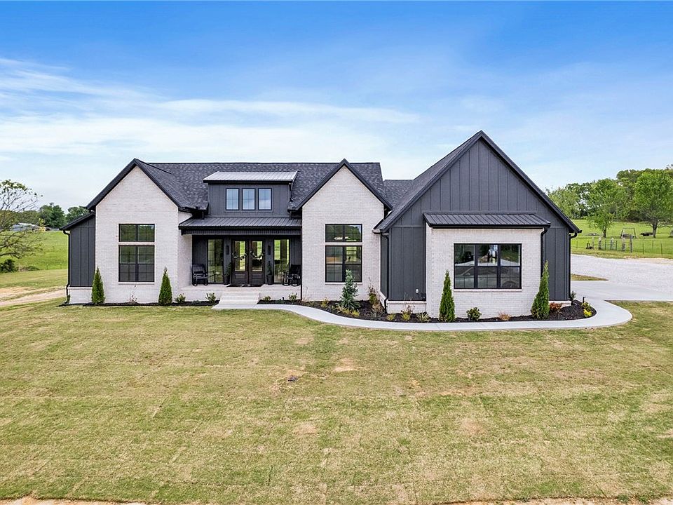 1st image of 19344 Hughes Rd