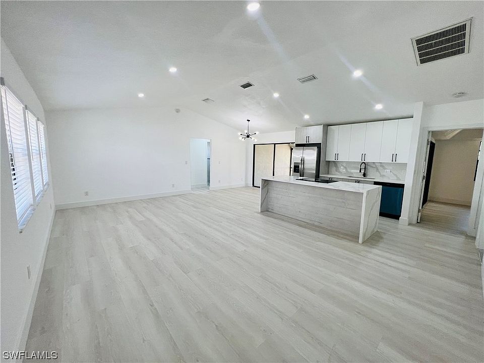 1st image of 24 NE 20th Ct
