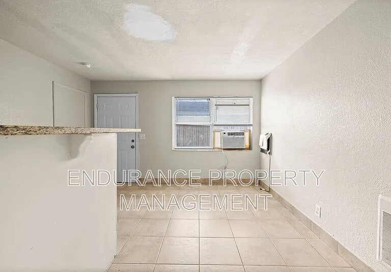 145 W 28th St — Photo 10