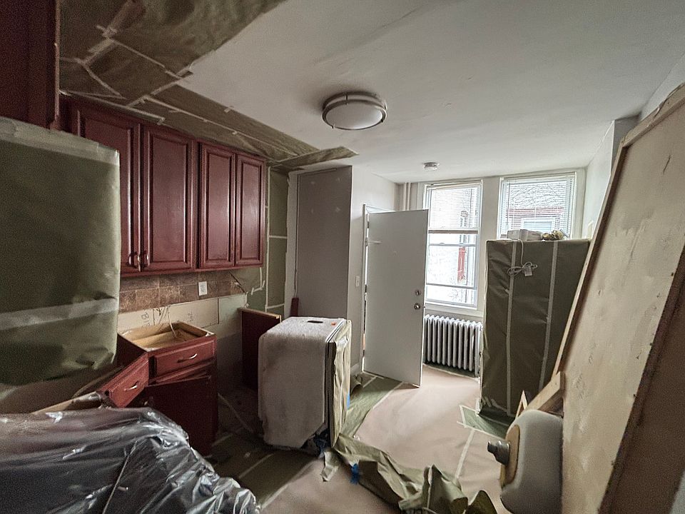 2nd image of 301 71st St #3