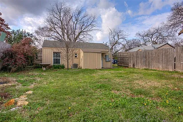 2 bed, 650 sqft, $1,500 — Photo 4