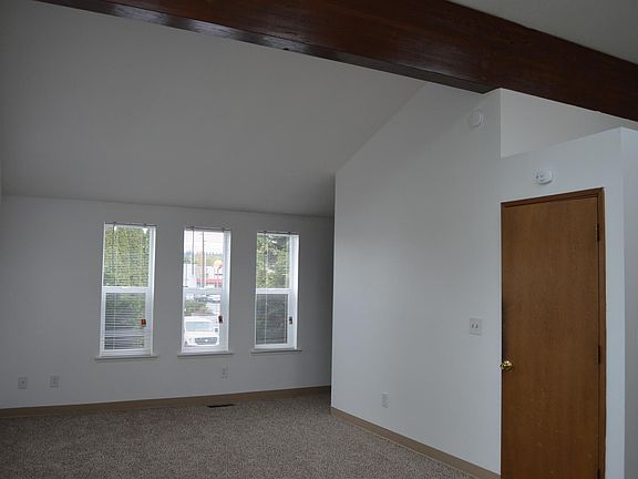 5th image of 4248 A St SE Trlr 701