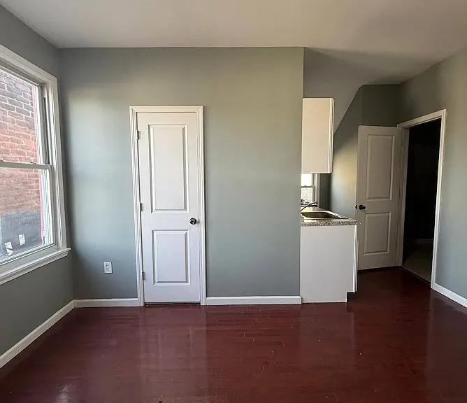 113 Isabella Ave #3A — Photo 4