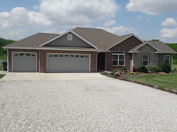 3-Car Wide Driveway
