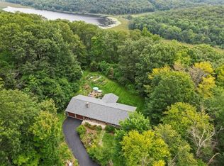 222 Ice Pond Rd, Brewster, NY 10509