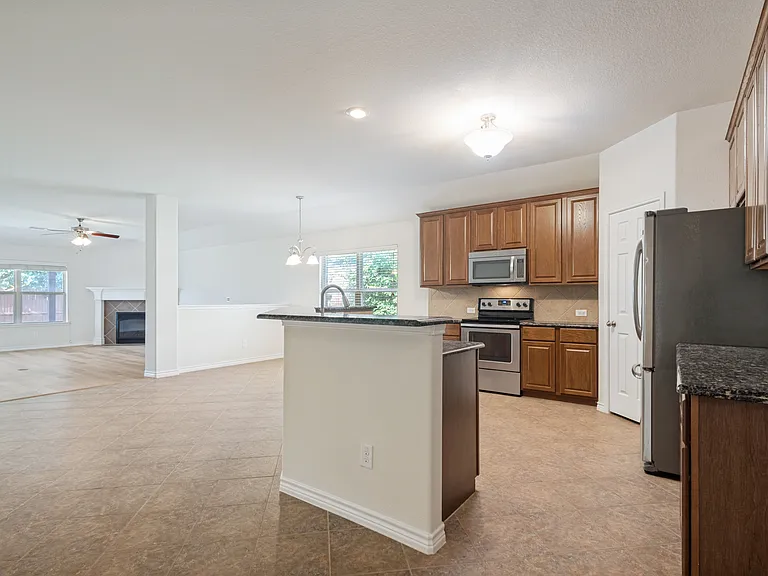 1212 Villa Paloma Blvd — Photo 12
