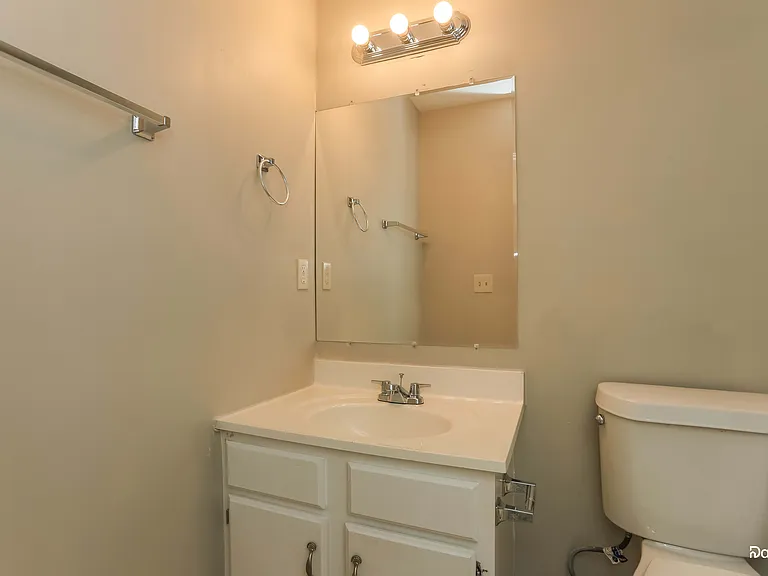 442 Sherwood Oaks Rd — Photo 16