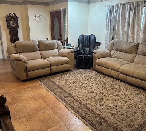 5th image of 5401 W PARADISE Lane