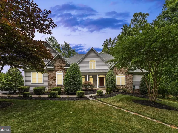 126 Village Dr, Bumpass, VA 23024