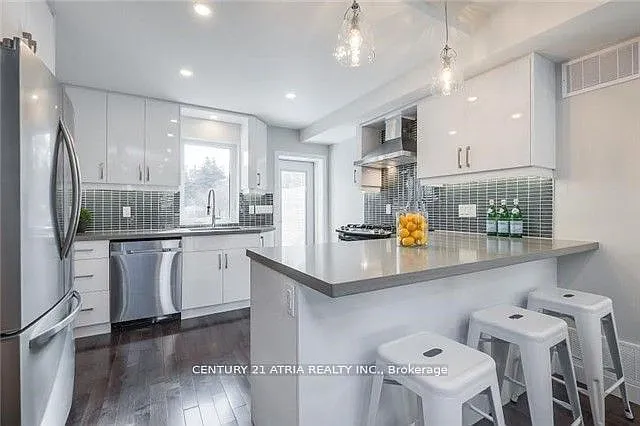 51 W Lynn Ave — Photo 4
