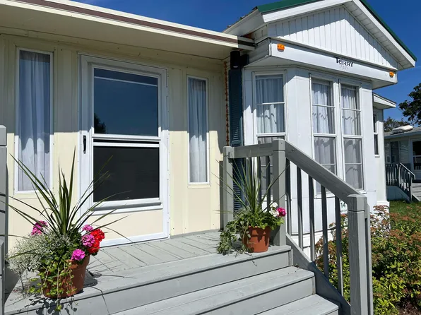 14 Eagle Lane, South Hero, VT 05486