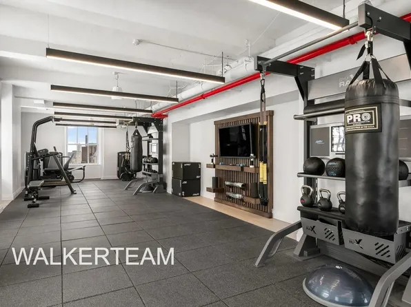 1 Wall Street image 15 of 19