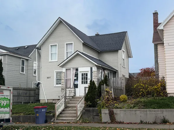627 Lane Ave NW, Grand Rapids, MI 49504