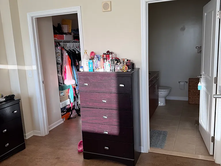 444 W Broad St #235 — Photo 16