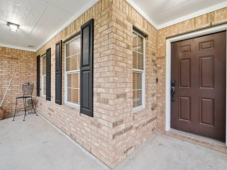 15218 Arnold — Photo 4