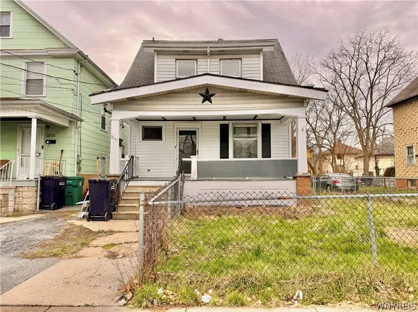 1847 Weston Ave, Niagara Falls, NY 14305