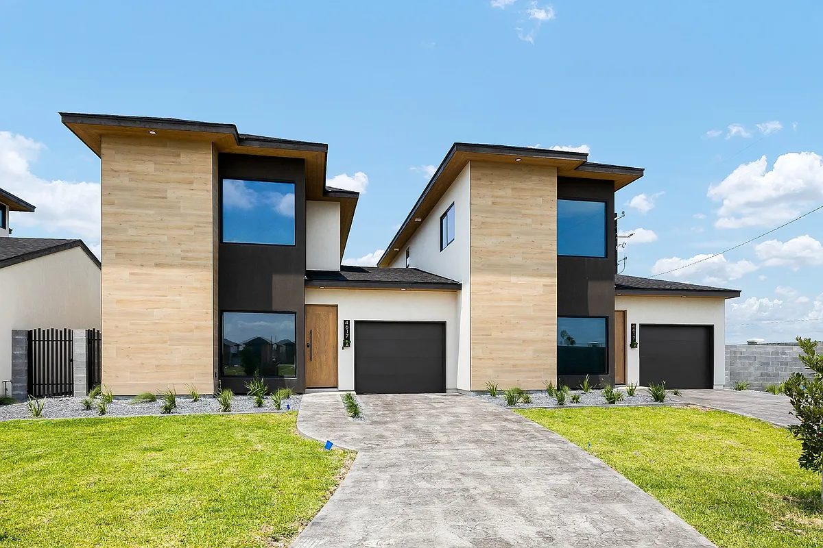 Building Photo - 713 S Juniper Cir #A