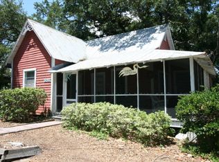 8061 East St, Cedar Key, FL 32625