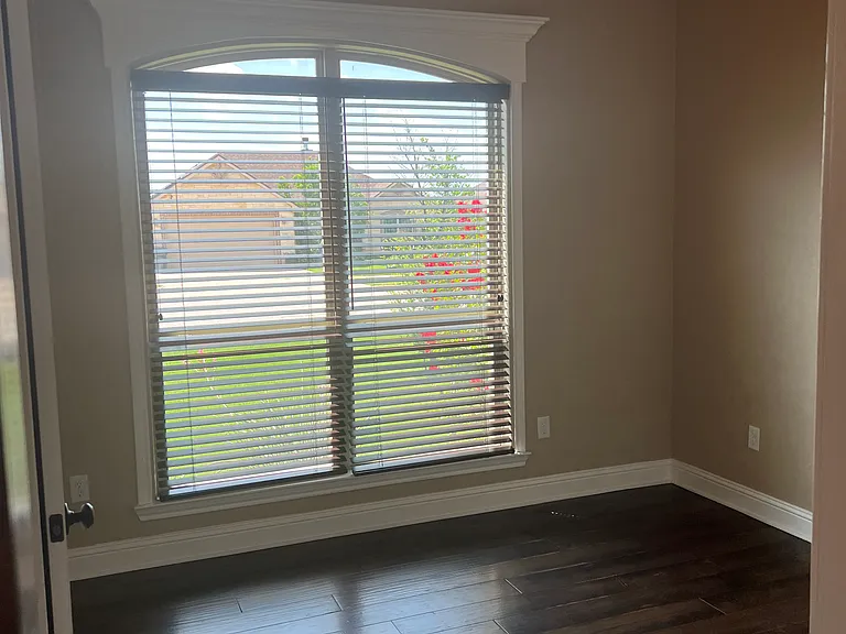 7409 Tuscany Dr — Photo 12