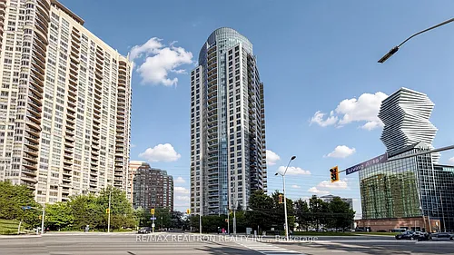 330 Burnhamthorpe Rd W Photo 1