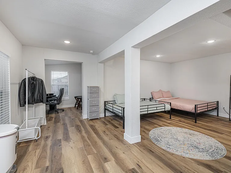 Bomar Ave — Photo 9