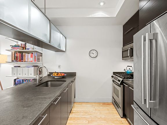 4th image of 345 Union Ave APT 1B