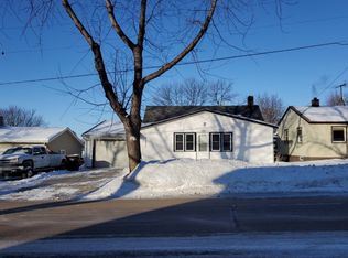 130 3rd St N, Winsted, MN 55395