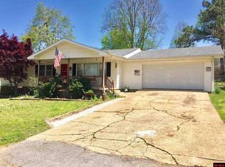 943 Baer St, Mountain Home, AR 72653