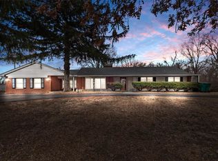 1401 Belgrove Dr, Saint Louis, MO 63137
