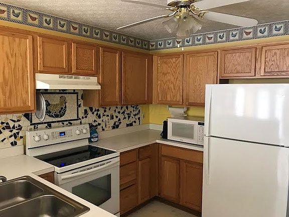 5th image of 1620 Tall Meadows Dr