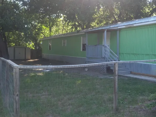 145 Kelly Ln, New Braunfels, TX 78130