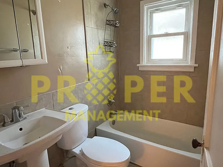 4210 Midway Ave — Photo 9