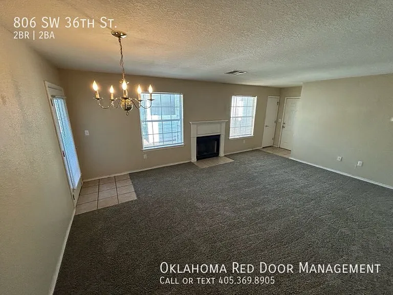 806 SW 36th St — Photo 3