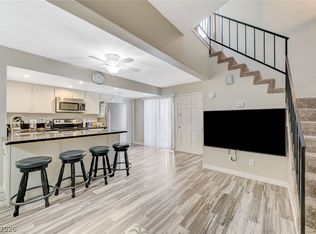 1016 Willow Tree Dr Unit B, Las Vegas, NV 89128