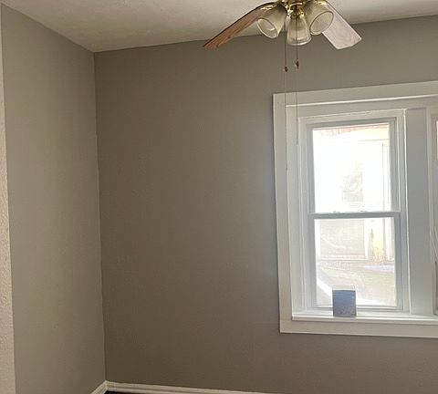 4th image of 3536 Baltimore Ave #14