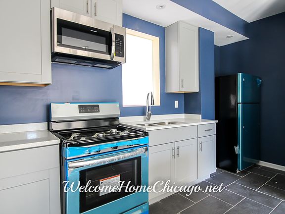 3rd image of 6834 S Dante Ave #2
