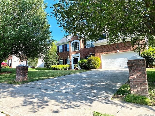1st image of 2157 E Foxwood Ct