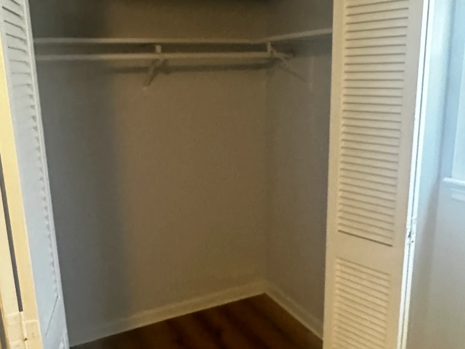 2 bed, 700 sqft, $1,400 — Photo 2