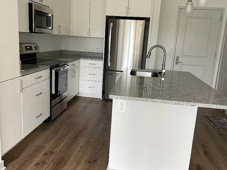 10755 Fairgrounds Dr #112 — Photo 4