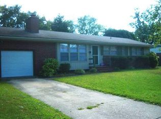 3 Shirley Rd, Newport News, VA 23601