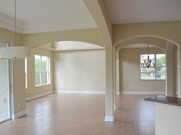 4th image of 6200 Twin Bridges Dr