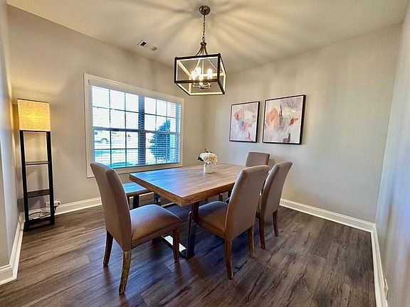 3rd image of 5135 Cactus Cove Ln