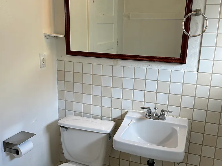 1614 Meade Ave — Photo 7