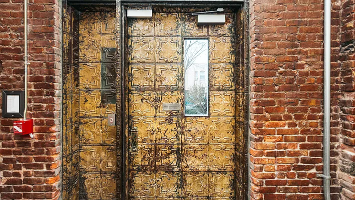 Rented by Nooklyn NYC LLC | media 2