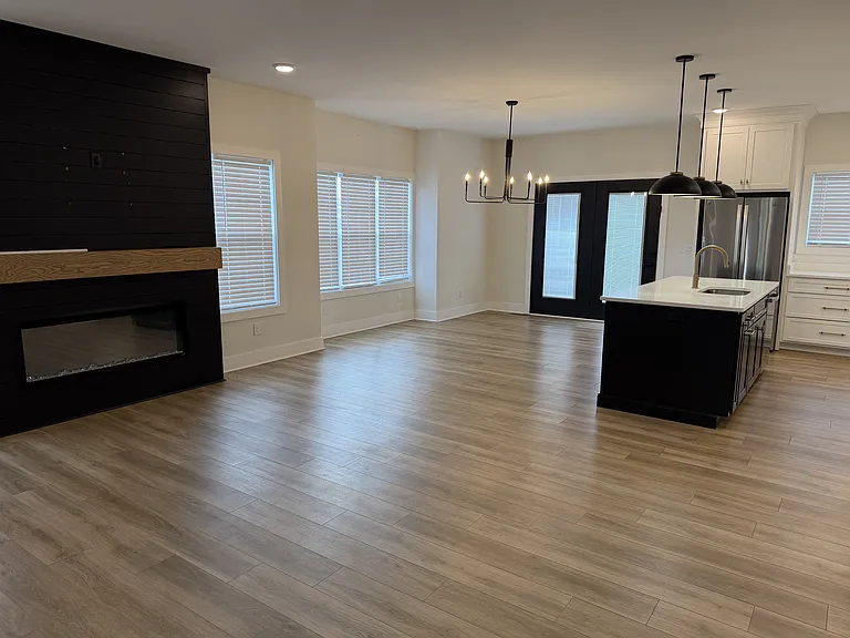 276 Tahoe Way — Photo 11
