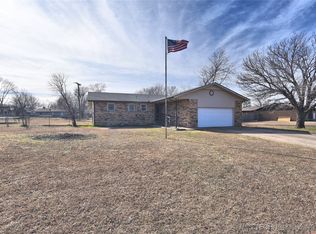139 Meadow View Dr, Mannford, OK 74044