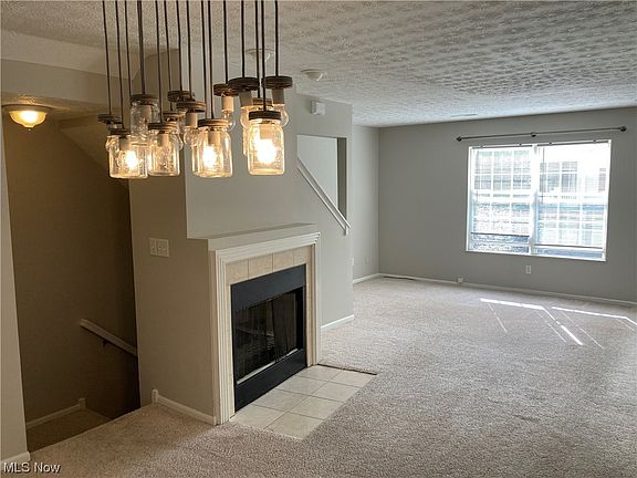 3rd image of 428 Tollis Pkwy