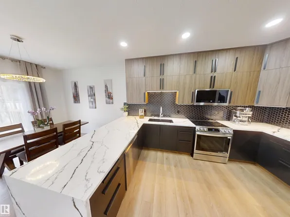 12936 161a Ave NW, Edmonton, AB T6V 1S9